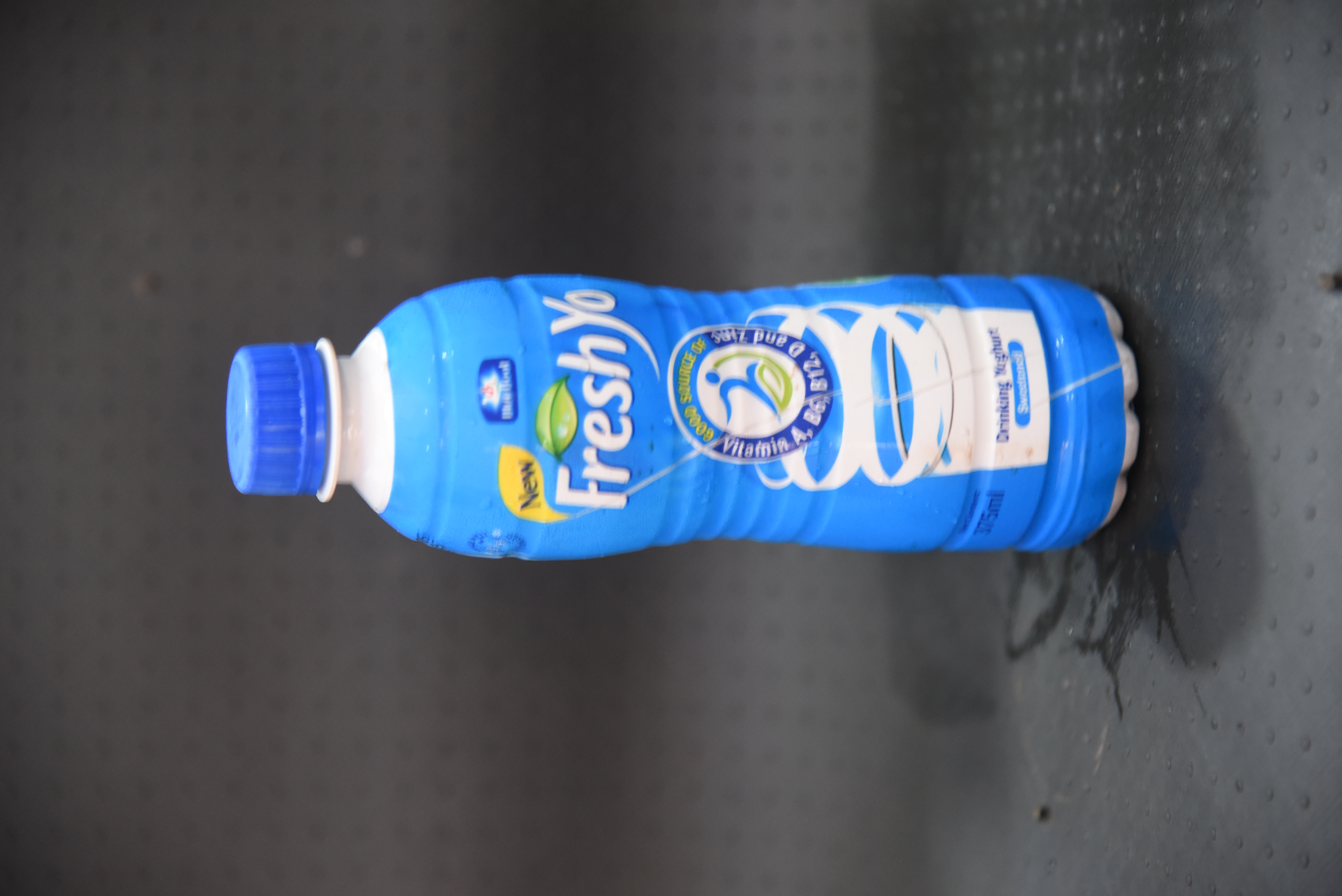 FRESHYO YOGHURT SWEETENED