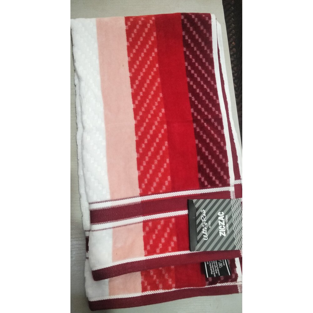 MULTI-COLOURED TOWEL