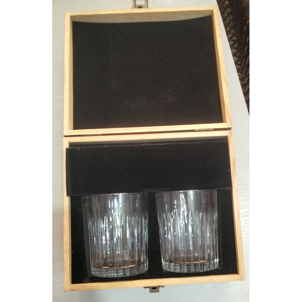 A SET OF WINE GLASSES