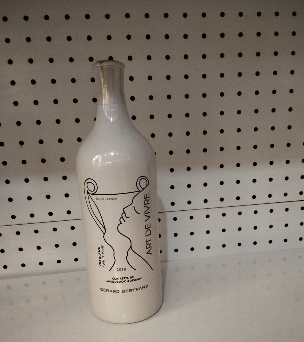 ART DE VIVRE WHITE 2018