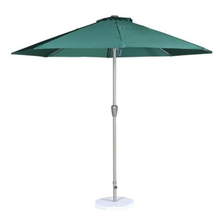 Middle Umbrella - Round market patio umbrella in green