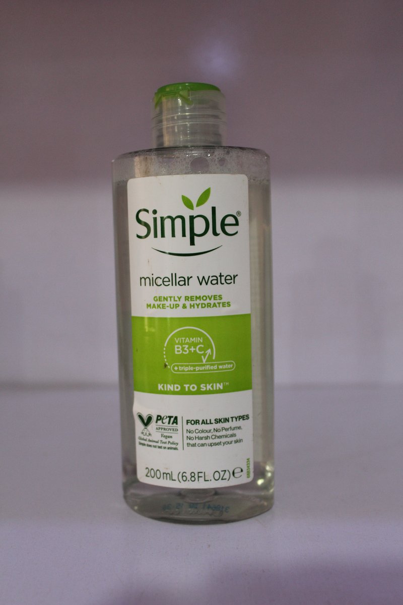 Simple micellar water
