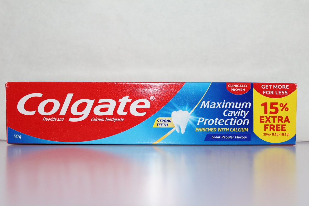 Colgate MAXIMUM CAVITY PROTECTION TOOTHPASTE 130g