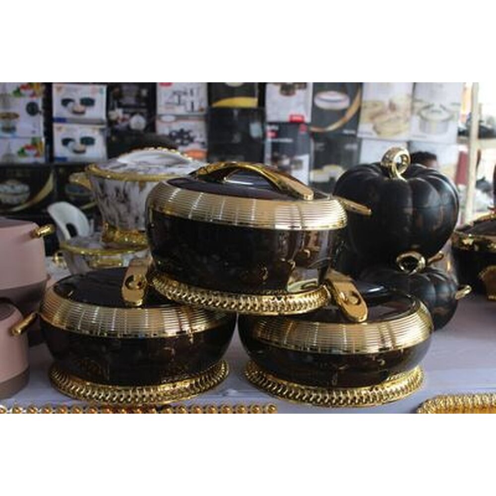 Brown and gold insulated food warmer set