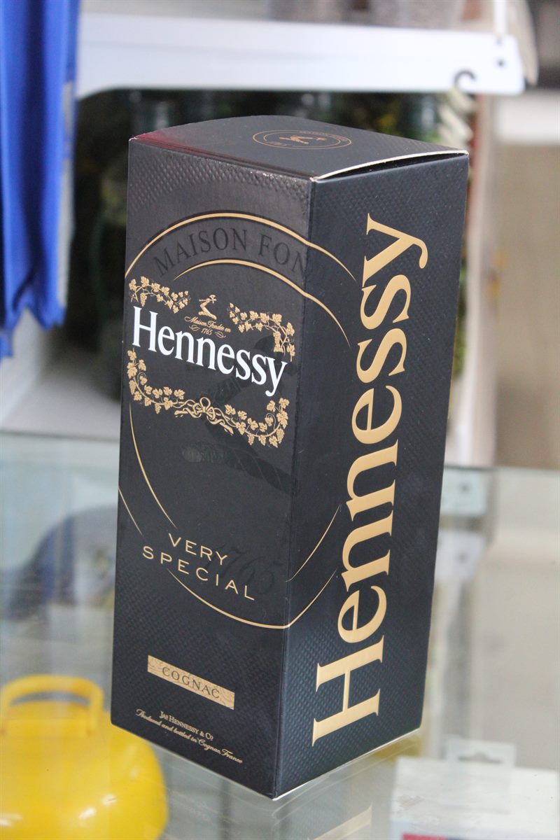 Hennessy Very Special Cognac (Boxed)