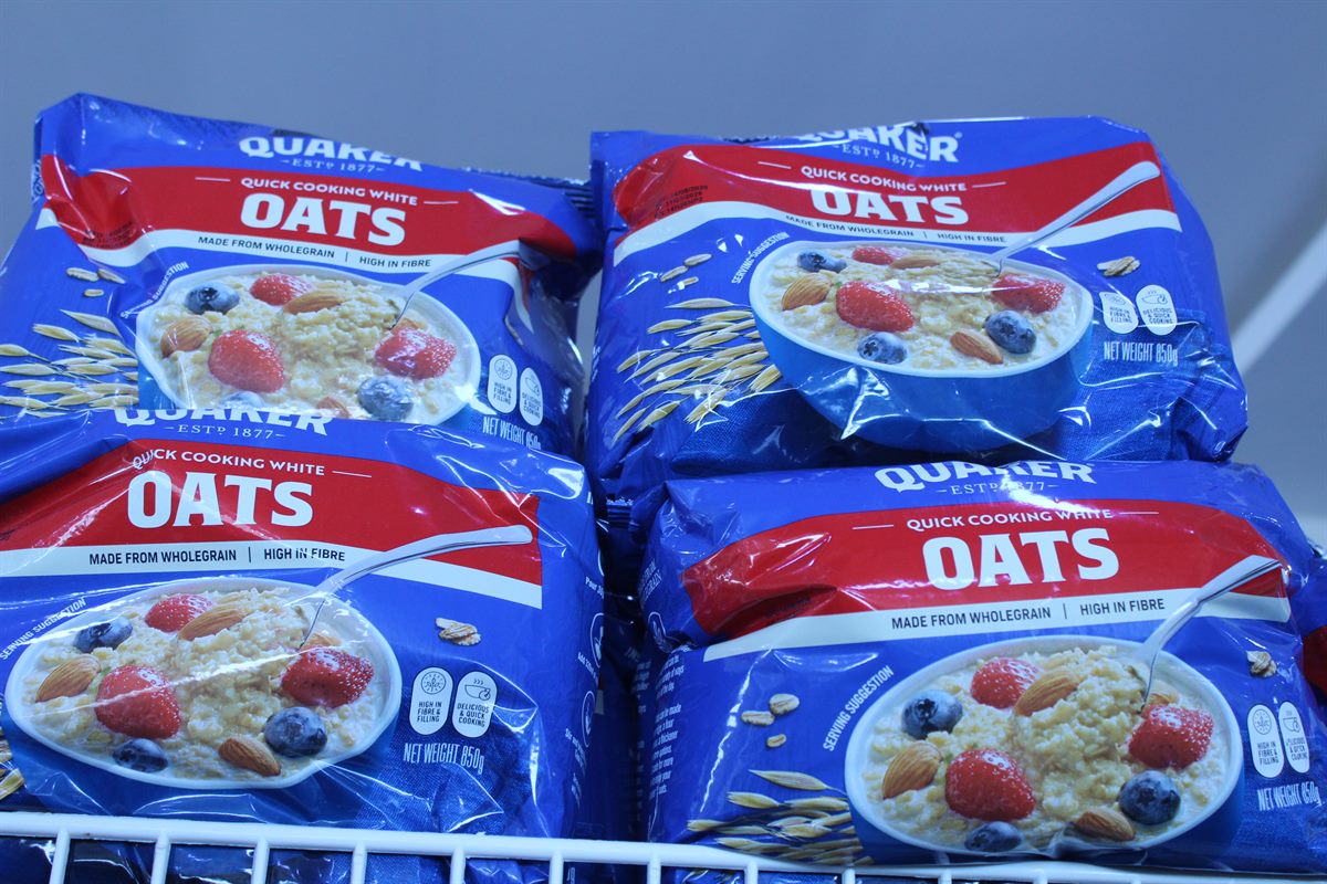 Quaker Quick Cooking White Oats (Pack)