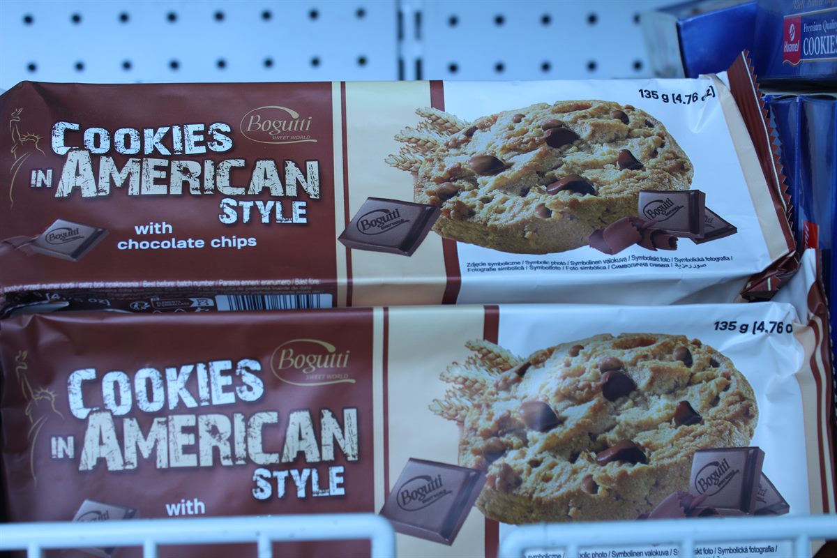 Bogutti Cookies in American Style with Chocolate Chips