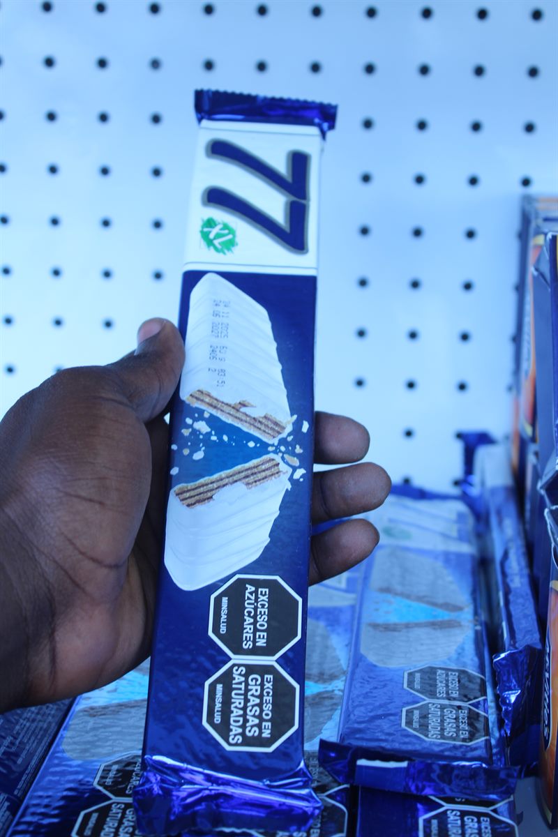 77 White Chocolate Wafer Bar