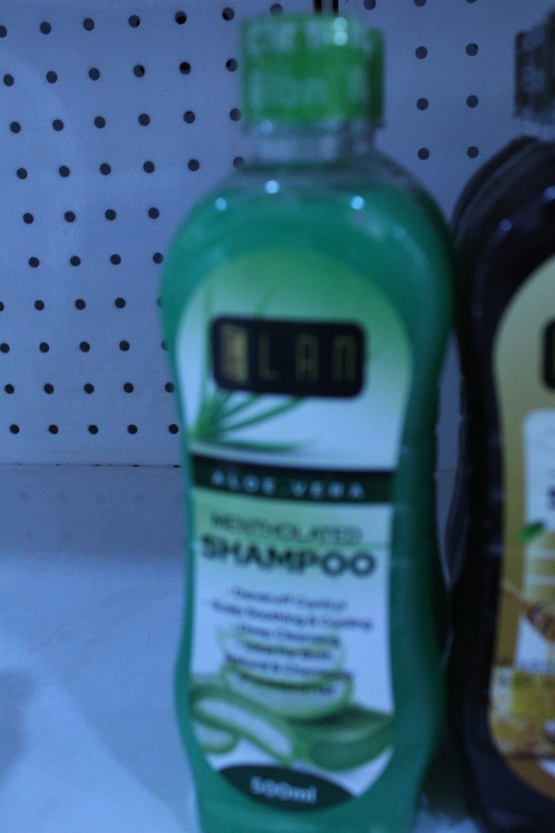 Elan Aloe Vera Mentholated Shampoo